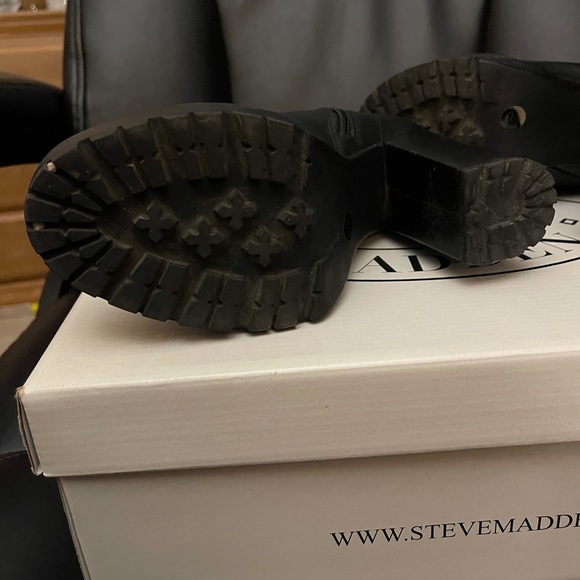 Steve Madden Boots - Picture 3 of 10